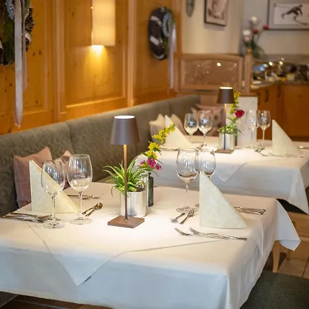 Alpen Glueck Kirchberger Hof קירשברג אין טירול