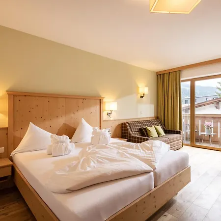 מלון Alpen Glueck Kirchberger Hof