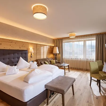 Alpen Glueck Kirchberger Hof מלון