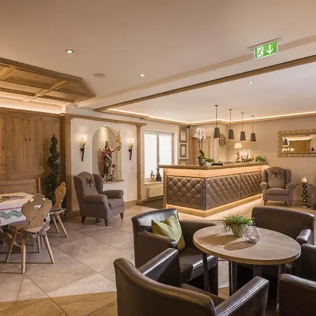 מלון Alpen Glueck Kirchberger Hof