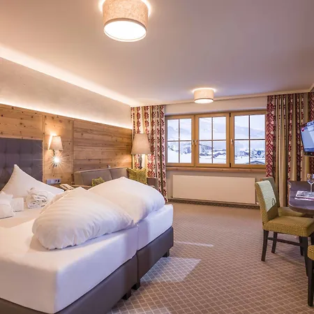 Alpen Glueck Kirchberger Hof Otel 4*