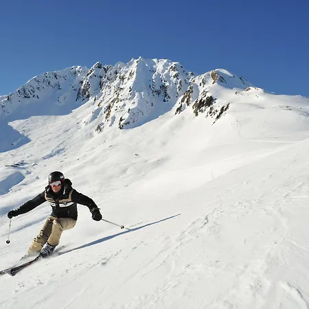 Alpen Glueck Kirchberger Hof Otel 4*