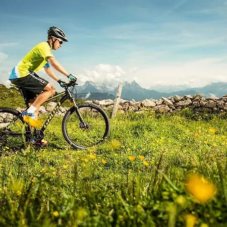 Alpen Glueck Kirchberger Hof מלון