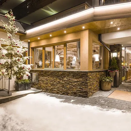 Szálloda Alpen Glueck Kirchberger Hof Kirchberg in Tirol