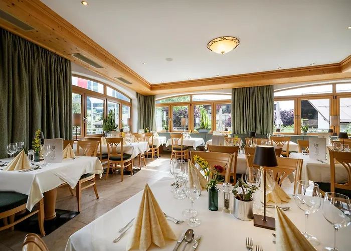 Hotel Alpen Glueck Kirchberger Hof 4*