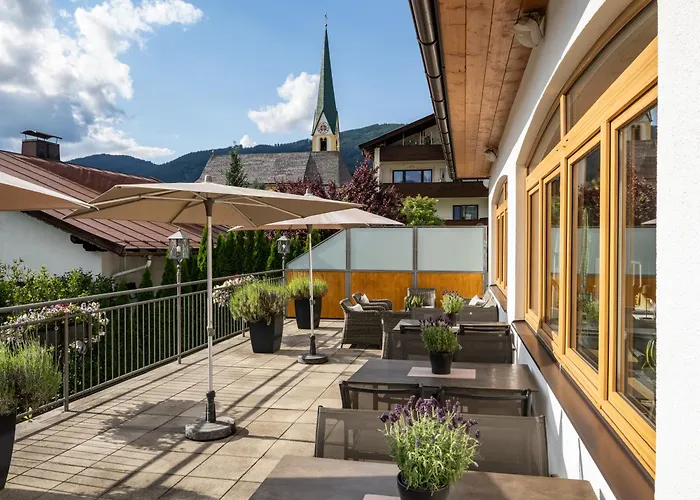 Hotel Alpen Glueck Kirchberger Hof 4*