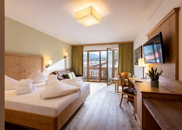 Alpen Glueck Kirchberger Hof Hotel 4*